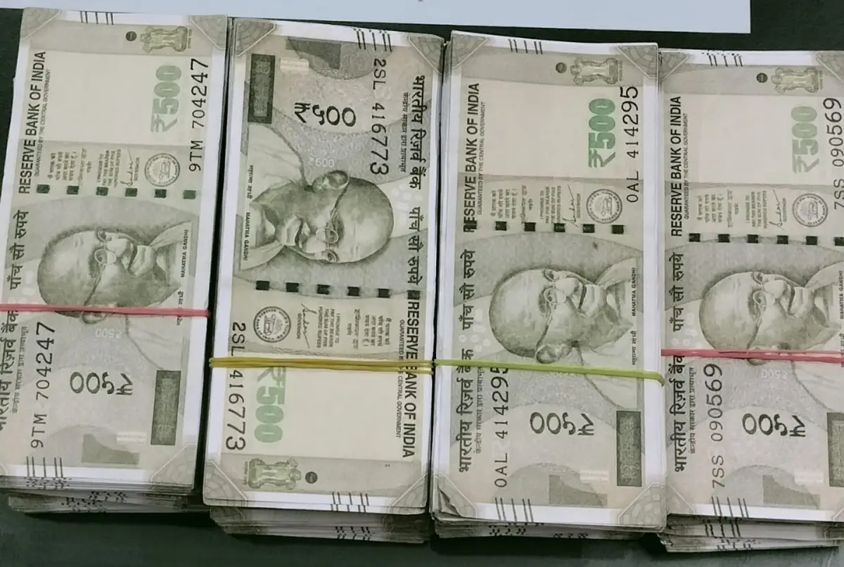 Man learns printing fake currency from Youtube, pumped Rs. 1 crore fake currency into market