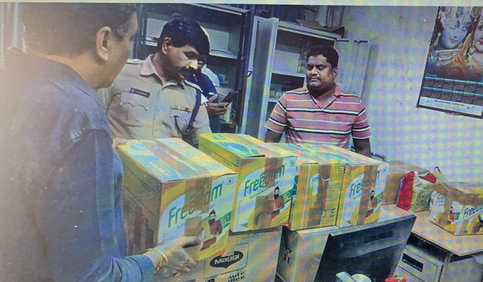 Cops seize Rs. 6.67 crore from hotel related to BRS ex-MP in Karimnagar