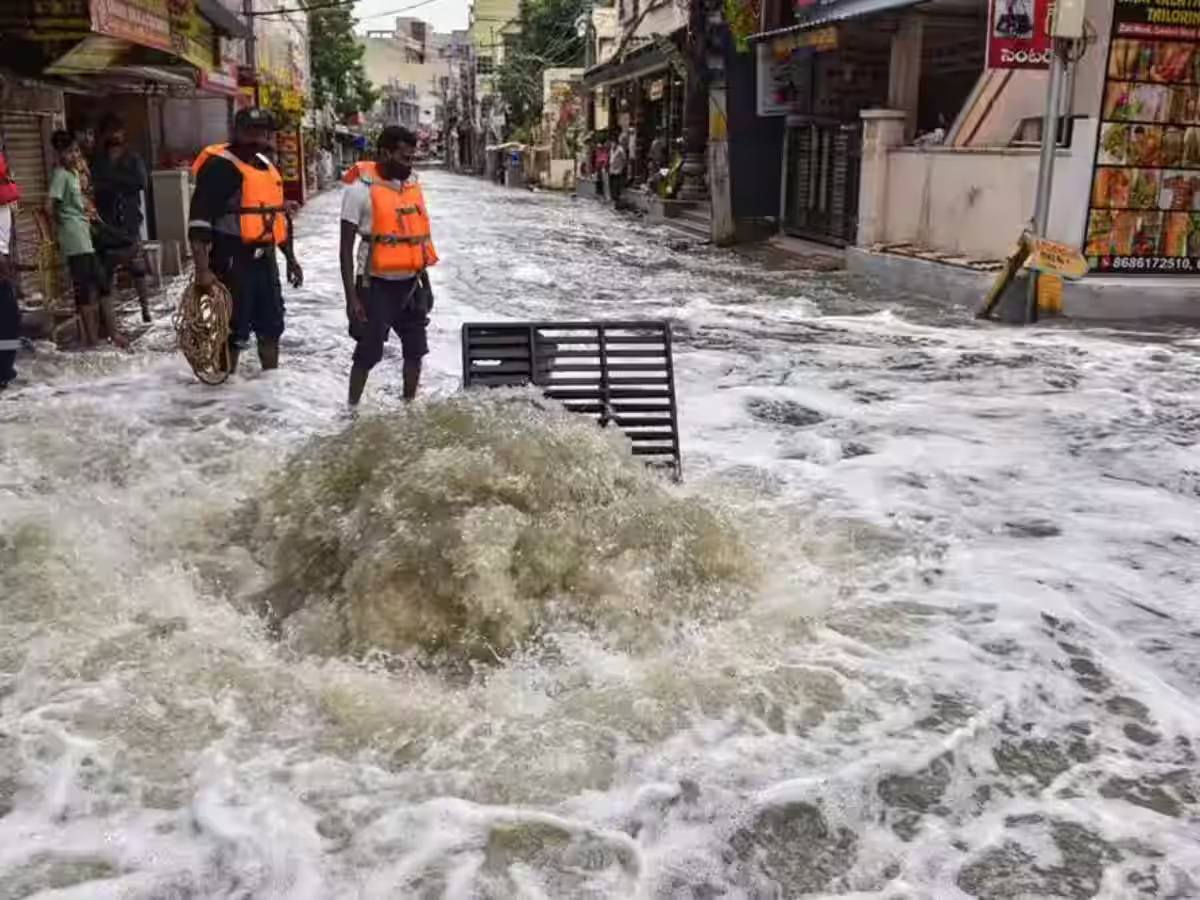 Heavy rains kill 13 people in Telangana